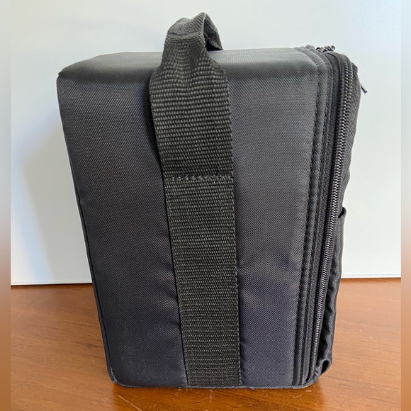 Vintage Case Logic 15 CD Portable Storage / Carrying Case, Black, 2 of 2 - Picture 5 of 9